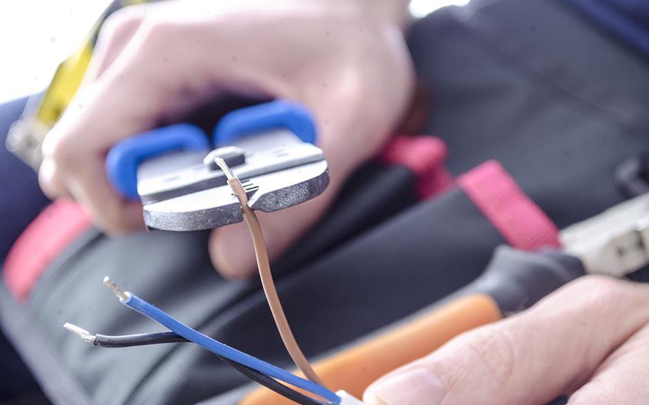 monteur électricien Chevrières